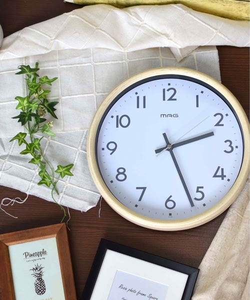 その他セレクト(ソノタセレクト)の「MAG 電波壁掛け時計トルテ(掛け時計・レディース・ブラウン/ベージュ・FREE)」の4枚目の写真