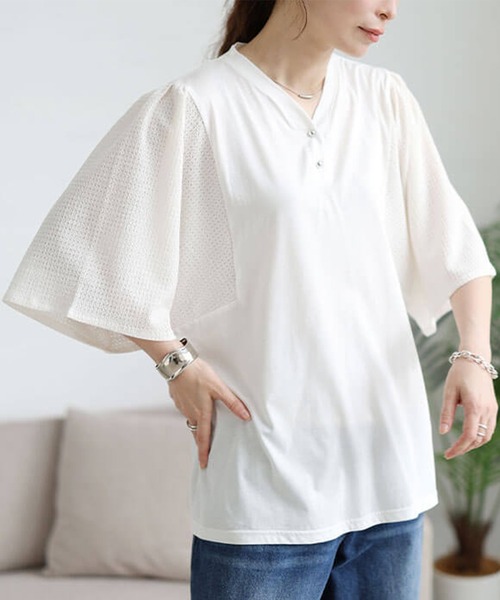 GOLDJAPAN（ゴールドジャパン）の「袖異素材切り替えVネックプルオーバー【大きいサイズ対応】（Tシャツ/カットソー・レディース・ブラック/ホワイト/ネイビー・LL/3L/4L/5L）」の2枚目の写真