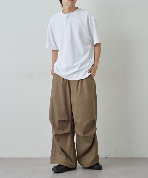 COLONY 2139(コロニートゥーワンスリーナイン)の「パラシュートパンツ(その他パンツ・メンズ・ブラック/カーキ・MEDIUM/LARGE)」の15枚目の写真