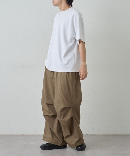 COLONY 2139(コロニートゥーワンスリーナイン)の「パラシュートパンツ(その他パンツ・メンズ・ブラック/カーキ・MEDIUM/LARGE)」の14枚目の写真