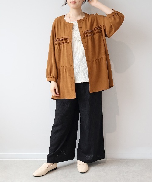 MB mint breeze(エムビーミントブリーズ)の「【WEB/一部店舗限定】【LL~6L 大きいサイズ】 ビンテージクロスタックギャザーブラウス(シャツ/ブラウス・レディース・ブルー/ネイビー/ダークブラウン・LL/3L/4L/5L/6L)」の10枚目の写真