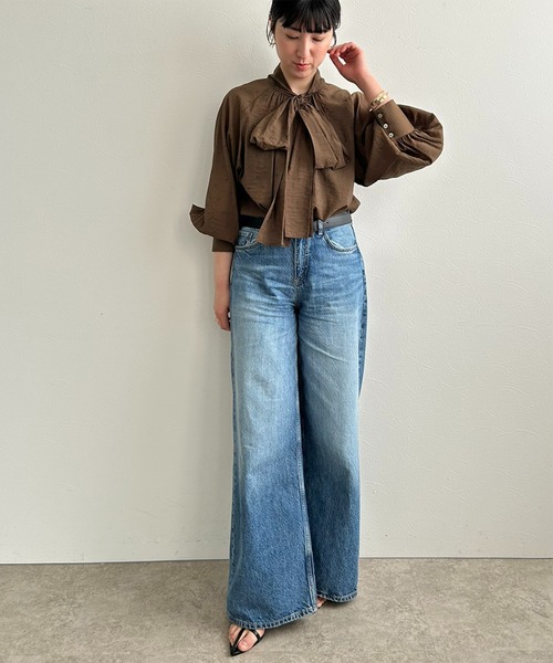 LHELBIE(レルビエ)の「ビッグボウタイ2WAYブラウス(シャツ/ブラウス・レディース・ブラウン/ブラック/オフホワイト・M)」の4枚目の写真