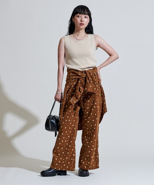 FREAK'S STORE(フリークスストア)の「カントリーフラワー コーデュロイパンツ<セットアップ対応>/小花柄(その他パンツ・レディース・キャメル/チャコール/ナチュラル・MEDIUM/SMALL)」の8枚目の写真