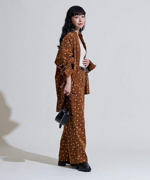 FREAK'S STORE(フリークスストア)の「カントリーフラワー コーデュロイパンツ<セットアップ対応>/小花柄(その他パンツ・レディース・キャメル/チャコール/ナチュラル・MEDIUM/SMALL)」の16枚目の写真