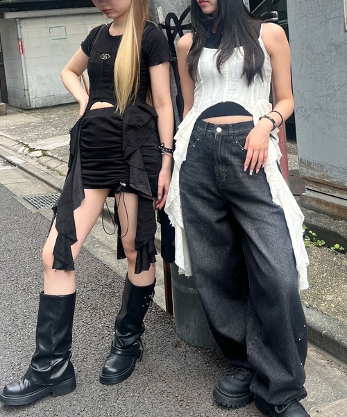 Figments（フィグメンツ）の「メタルバッジサイドフリルキャミ（キャミソール・レディース・ホワイト/ブラック・FREE）」の7枚目の写真