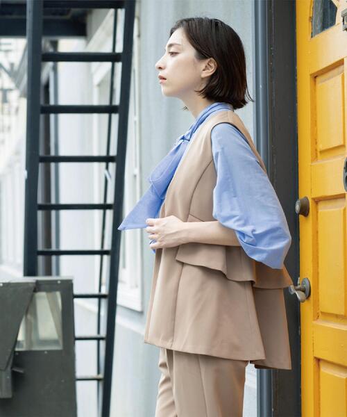 OPAQUE.CLIP（オペークドットクリップ）の「フリルペプラムジレ/セットアップ対応可【洗濯機洗い可】（ベスト・レディース・キャメル/ブラック・40/38/36/42）」の12枚目の写真