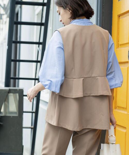 OPAQUE.CLIP（オペークドットクリップ）の「フリルペプラムジレ/セットアップ対応可【洗濯機洗い可】（ベスト・レディース・キャメル/ブラック・40/38/36/42）」の13枚目の写真