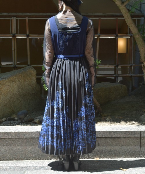 【美品】axesfemme　アクシーズファム　彼岸花柄プリーツスカート　ゴスロリ 彼岸花柄プリーツジャンスカ｜アクシーズファムの通販｜&mall