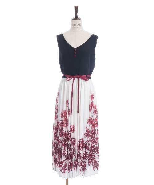 axes femme（アクシーズファム）の「彼岸花柄プリーツジャンスカ（ワンピース・レディース・ホワイト/ブラック/ネイビー・FREE）」の16枚目の写真