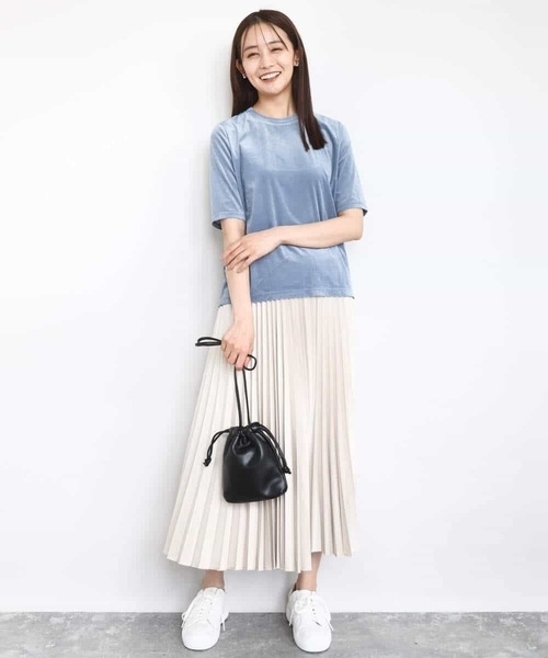 MK MICHEL KLEIN（エムケーミッシェルクラン）の「シアーベロアTシャツ/洗える（Tシャツ/カットソー・レディース・ブルー/グレイッシュベージュ/ダークグレー/ブルー系その他・38）」の6枚目の写真