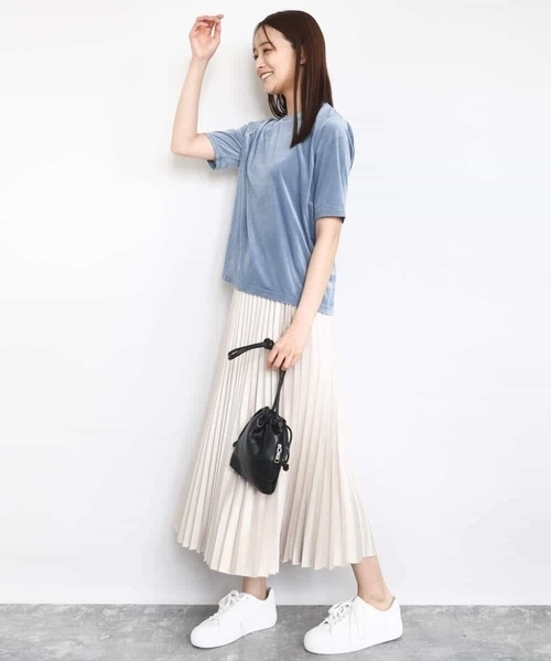 MK MICHEL KLEIN（エムケーミッシェルクラン）の「シアーベロアTシャツ/洗える（Tシャツ/カットソー・レディース・ブルー/グレイッシュベージュ/ダークグレー/ブルー系その他・38）」の7枚目の写真