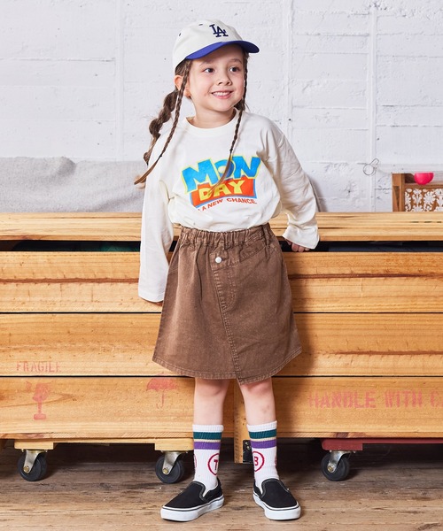 MARKEY'S（マーキーズ）の「クロスディテールミニスカート（スカート・キッズ・ライトブルー/ブラック/イエロー/ピンク/ブラウン・S/M/L/LL）」の8枚目の写真