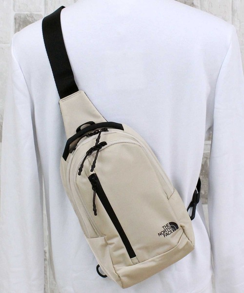 THE NORTH FACE(ザノースフェイス)の「TNF スポーツワンウェイ ショルダーバッグ SPORTS ONE WAY ザ・ノースフェイス 韓国限定ライン(ショルダーバッグ・メンズ・クリーム/ブラック・ONE)」の1枚目の写真