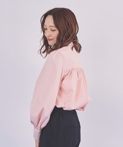 Sirin(シリン)の「≪UVカット・洗える≫ バンドカラーボリュームスリーブブラウス(シャツ/ブラウス・レディース・ライトブルー/ブルー系その他/ピンク・FREE)」の10枚目の写真