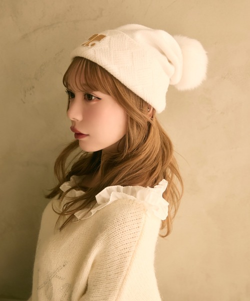 TITTY&CO.(ティティーアンドコー)の「ポンポン付きニット帽(ニットキャップ/ビーニー・レディース・ホワイト/グレー/ブラック・FREE)」の14枚目の写真