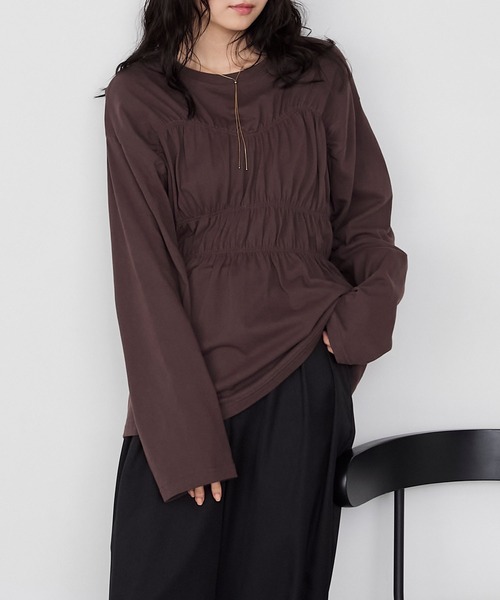 forksy.(フォルクシー)の「【forksy.】ビスチェデザインギャザーロングスリーブTシャツ(Tシャツ/カットソー・レディース・アイボリー/スモークピンク/ブラック/ブラウン・FREE)」の16枚目の写真