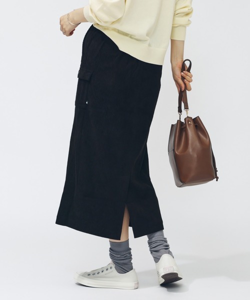 CONVERSE(コンバース)の「コンバース AP コーデュロイカーゴスカート(スカート・レディース・ボルドー/ブラック/ブラウン・L/S/M)」の19枚目の写真