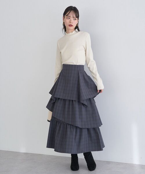 earth music&ecology(アースミュージックアンドエコロジー)の「ラメテレコハイネックプルオーバー(Tシャツ/カットソー・レディース・アイボリー/グレー/ブラック/ベージュ・S/M)」の20枚目の写真