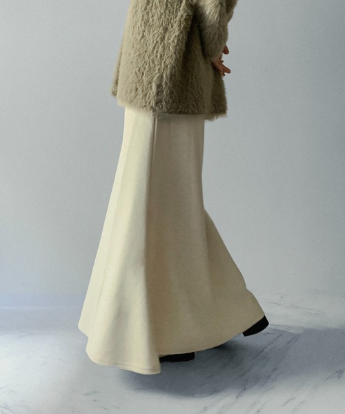 on:nue（オンニュ）の「【on:nue】[サイズ展開あり！/4色展開] ウールライクフレアマキシリラックススカート（スカート・レディース・グレー/ブラック/アイボリー/ブラウン・LARGE/MEDIUM）」の20枚目の写真