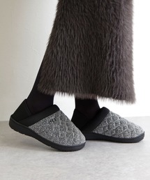 def/focus tokyo（デフフォーカストーキョー）の「MEI/メイ キルティング モックシューズ ラメモックシューズ【253102】（スリッポン）」