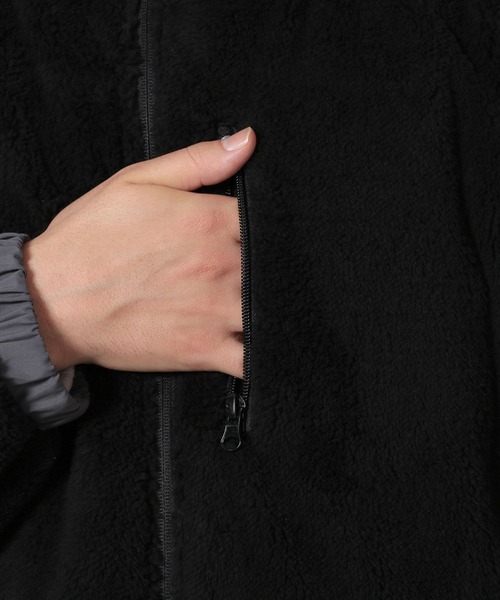 LAKOLE（ラコレ）の「リバーシブルボアブルゾン / 598363（ブルゾン・メンズ・ブラック/カーキ/チャコール・LARGE/MEDIUM）」の12枚目の写真