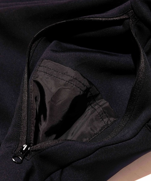 reversal.dogi.design.works(リバーサル・ドーギ・デザイン・ワークス)の「<reversal/リバーサル>OFF_THE CAGE Reflective Jogger Pants(その他パンツ・メンズ・ブラック・XX-LARGE/LARGE/MEDIUM/X-LARGE)」の5枚目の写真