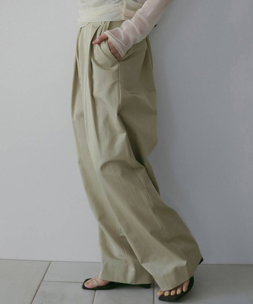 anuke(アンヌーク)の「anuke Twill Loose Pants ツイルルーズパンツ/62610708(その他パンツ・レディース・ベージュ/アイボリー・36/38)」の11枚目の写真
