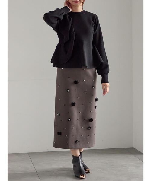 Te chichi(テチチ)の「ビジューデザインナロースカート《2025winter catalog item》(スカート・レディース・ネイビー/モカ・F)」の3枚目の写真