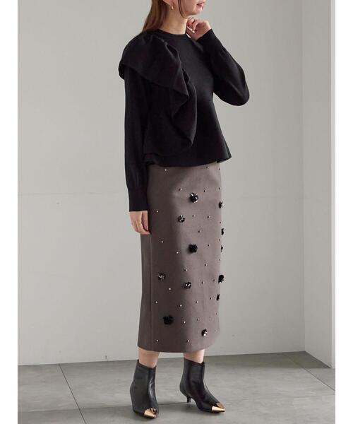 Te chichi(テチチ)の「ビジューデザインナロースカート《2025winter catalog item》(スカート・レディース・ネイビー/モカ・F)」の4枚目の写真