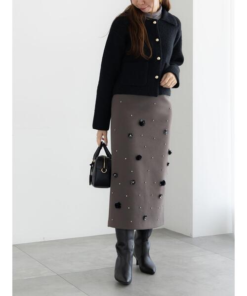 Te chichi(テチチ)の「ビジューデザインナロースカート《2025winter catalog item》(スカート・レディース・ネイビー/モカ・F)」の6枚目の写真