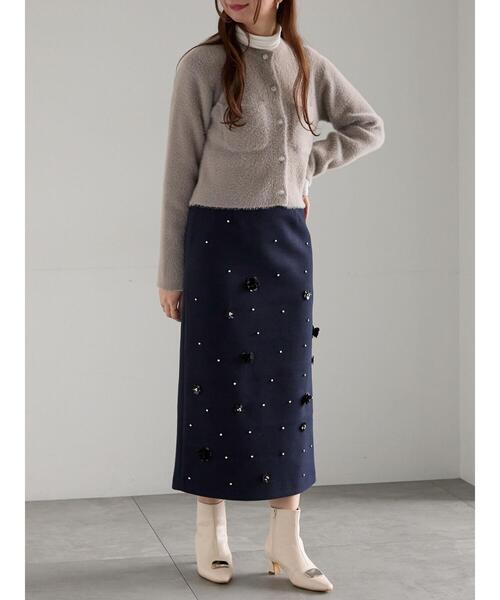 Te chichi(テチチ)の「ビジューデザインナロースカート《2025winter catalog item》(スカート・レディース・ネイビー/モカ・F)」の12枚目の写真