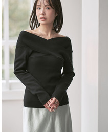 オフショルダー」に該当するトップス（ブラック/黒色系）ファッション