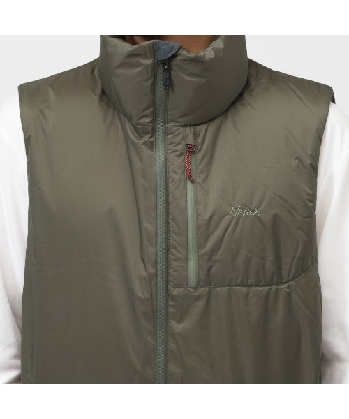 NANGA（ナンガ）の「ナンガ  AURORA TEX STAND COLLAR DOWN VEST（ダウンベスト・メンズ・ブラック/グレー・L/M/S）」の8枚目の写真