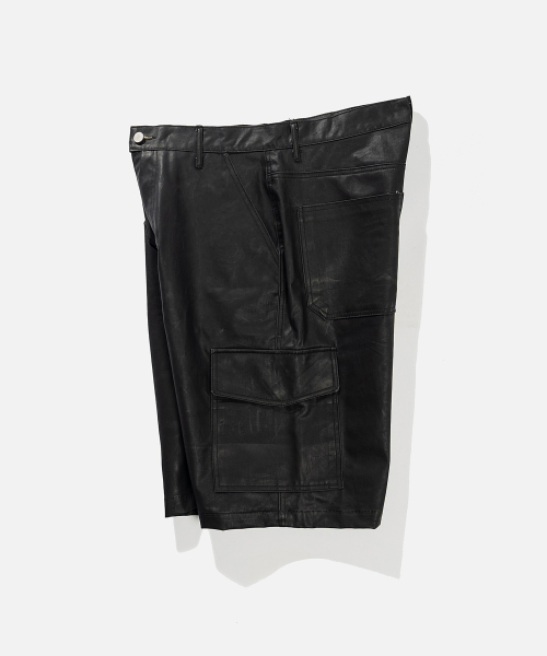 VASTIC(バスティック)の「ワイドカーゴコーティングハーフパンツ_ブラック(その他パンツ・メンズ・その他・LARGE/MEDIUM/X-LARGE)」の4枚目の写真
