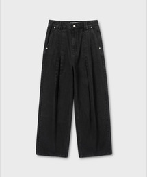 NONBLANK（ノンブランク）の「ツーピンタックワイドフィットデニムパンツ_アッシュブラック（デニムパンツ）」
