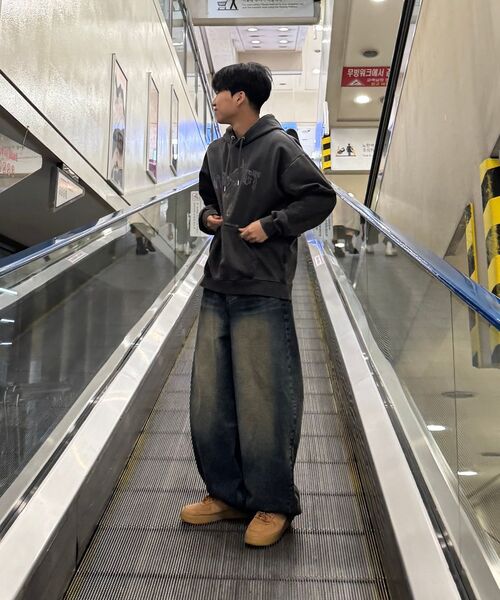 DYSFUNCT(ディスファンクト)の「DREAM CATCHER PIGMENT HOODIE(CHARCOAL)(パーカー・レディース・その他・LARGE/MEDIUM/X-LARGE)」の11枚目の写真