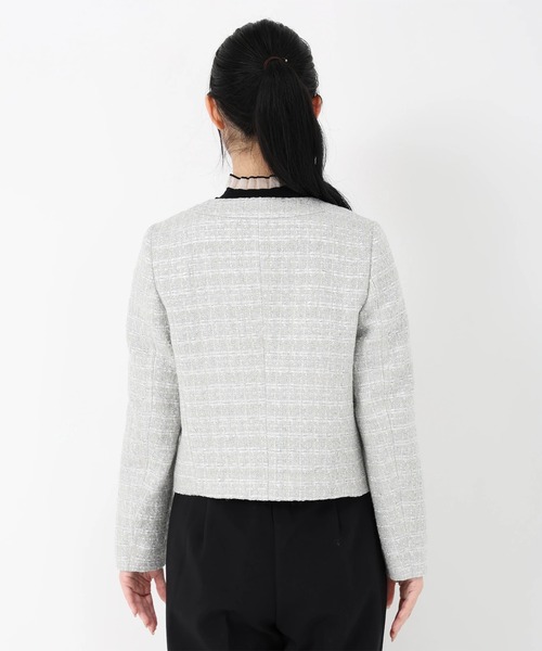 STRAWBERRY-FIELDS（ストロベリーフィールズ）の「ヴィーナスツイード_ツイードノーカラージャケット（ノーカラージャケット・レディース・ライトグレー/ベージュ・2）」の5枚目の写真