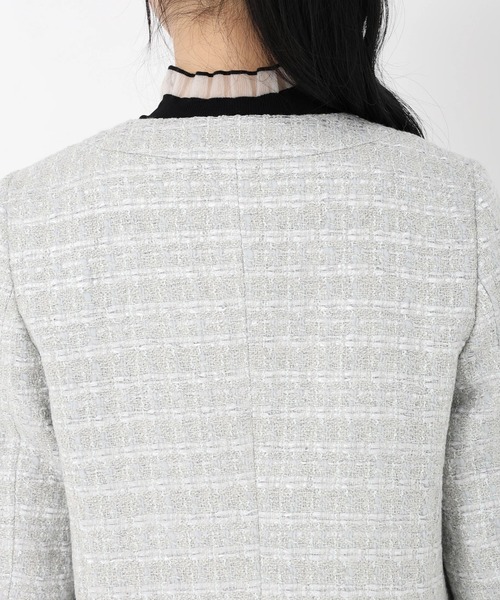 STRAWBERRY-FIELDS（ストロベリーフィールズ）の「ヴィーナスツイード_ツイードノーカラージャケット（ノーカラージャケット・レディース・ライトグレー/ベージュ・2）」の7枚目の写真