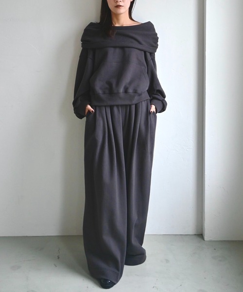 WILLFULLY(ウィルフリー)の「volume tuck drawstring hem sweat PT(スウェットパンツ・レディース・オートミール/グレー系その他/ベージュ系その他・FREE)」の13枚目の写真