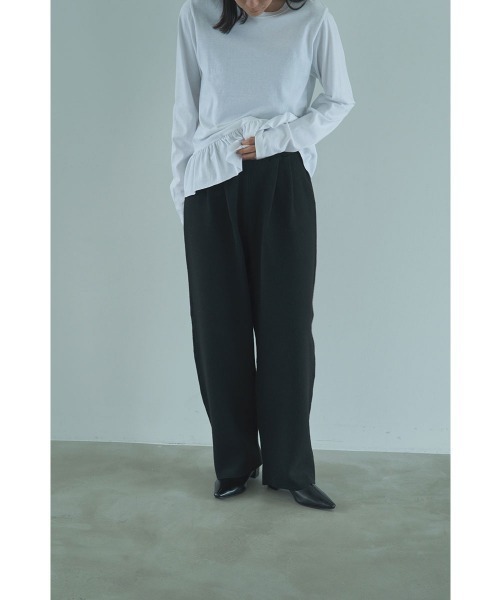 marjour(マージュール)の「RELAXED TAPERED KNIT PANTS(その他パンツ・レディース・ブラウン/ブラック・M)」の1枚目の写真