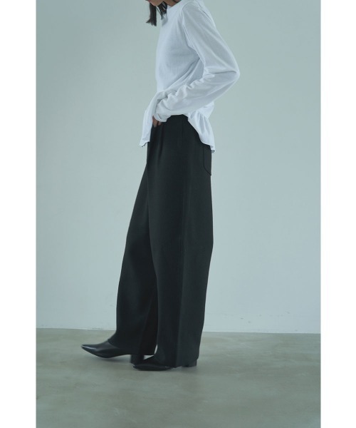 marjour(マージュール)の「RELAXED TAPERED KNIT PANTS(その他パンツ・レディース・ブラウン/ブラック・M)」の19枚目の写真
