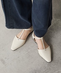 forksy.（フォルクシー）の「【forksy.】ポインテッドトゥ メタルパーツ T字ストラップ ローヒール パンプス（パンプス）」