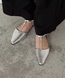 forksy.（フォルクシー）の「【forksy.】ポインテッドトゥ メタルパーツ T字ストラップ ローヒール パンプス（パンプス）」