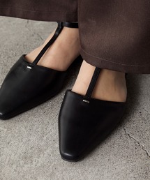 forksy.（フォルクシー）の「【forksy.】ポインテッドトゥ メタルパーツ T字ストラップ ローヒール パンプス（パンプス）」