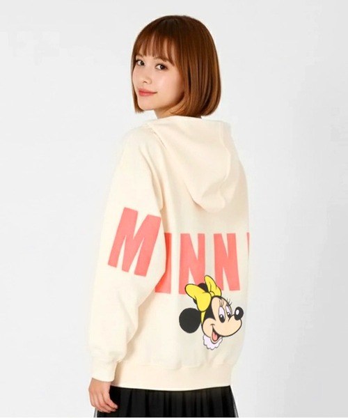 Disney(ディズニー)の「親子お揃い ディズニー バックロゴパーカー 1206A(パーカー・レディース・ブラック×レッド/その他9・ユニセックスM/ユニセックスL/ユニセックスXL/ユニセックスS)」の11枚目の写真