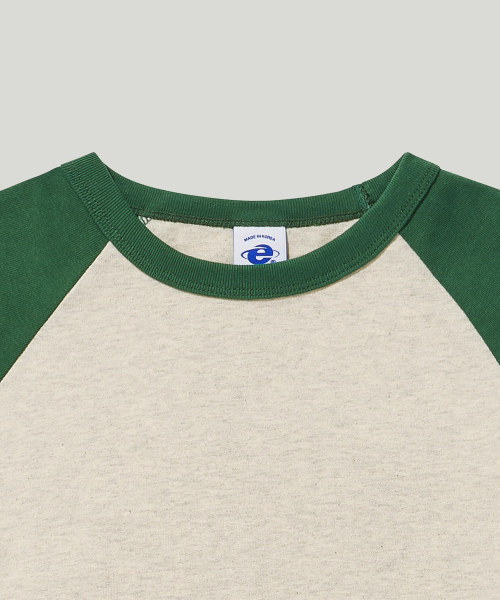 EASTGATE(イーストゲート)の「ヘリテージラグランロングスリーブグリーン(Tシャツ/カットソー・レディース・その他・SMALL/MEDIUM/LARGE/X-LARGE)」の3枚目の写真