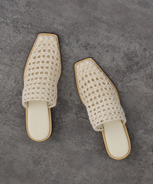 SALON adam et rope'(サロン アダム エ ロペ)の「【W S(ドゥーブル)】メッシュミュール(サンダル・レディース・ブラック/ベージュ・38/37/36)」の3枚目の写真