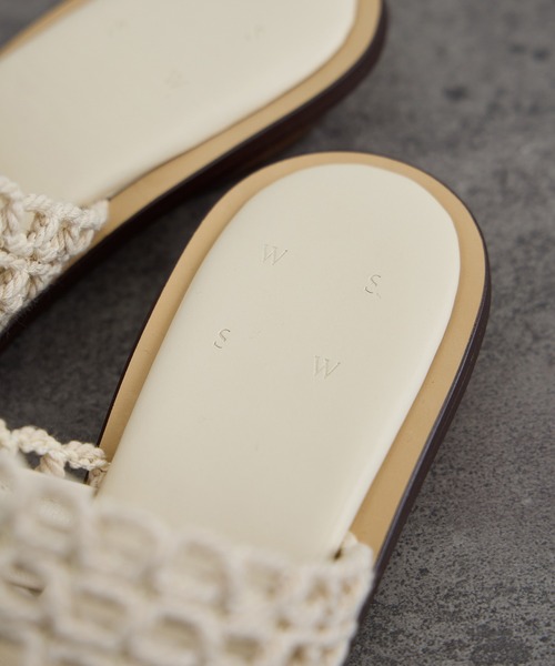 SALON adam et rope'(サロン アダム エ ロペ)の「【W S(ドゥーブル)】メッシュミュール(サンダル・レディース・ブラック/ベージュ・38/37/36)」の4枚目の写真