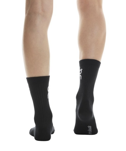 On(オン)の「On Logo Sock High 3P(オン ロゴソックスハイ3P)(ソックス/靴下・メンズ・ブラック・23.5cm/26cm)」の5枚目の写真