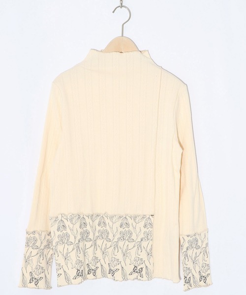 iS ScoLar（イズスカラー）の「561204：花蝶柄テレコ素材メロウ入りインナー（Tシャツ/カットソー・レディース・サックスブルー/ブラック/アイボリー・M）」の12枚目の写真